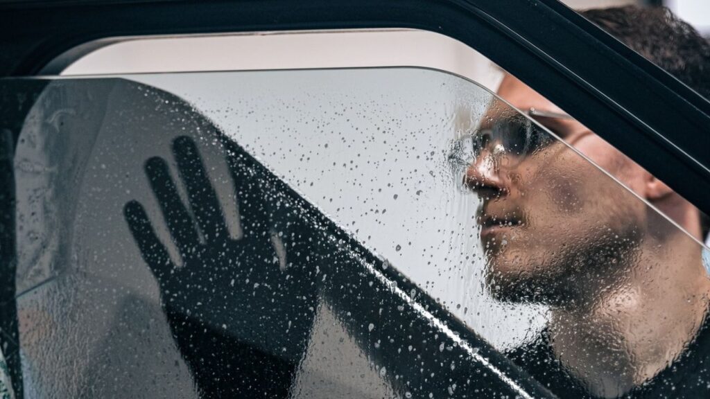 reasons to tint car windows
